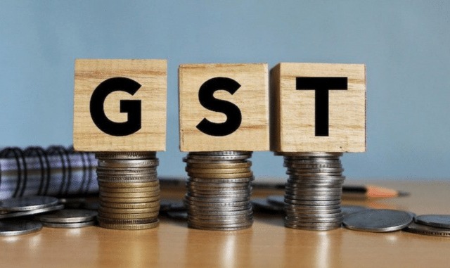 GST दरों में कटौती का फायदा: HUL, P&G, ITC और इमामी ने घटाए दाम, आम जनता को राहत