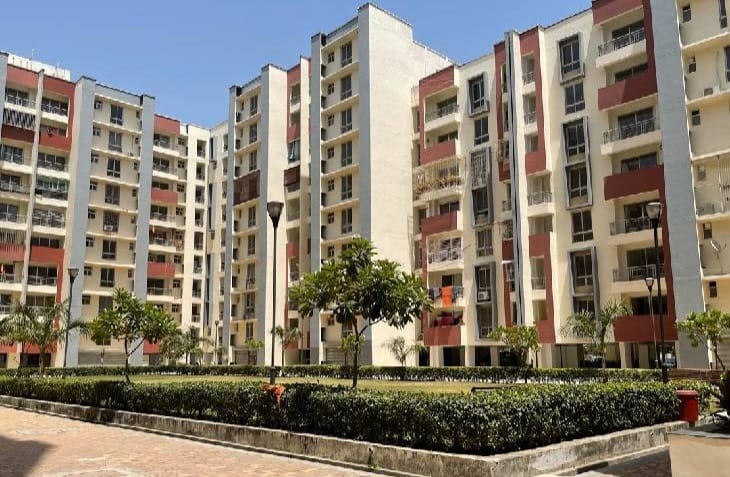 त्योहारों पर LDA की बड़ी सौगात, फ्लैट खरीदने पर 2 लाख तक की सीधी छूट, जानिए कैसे मिलेगा लाभ