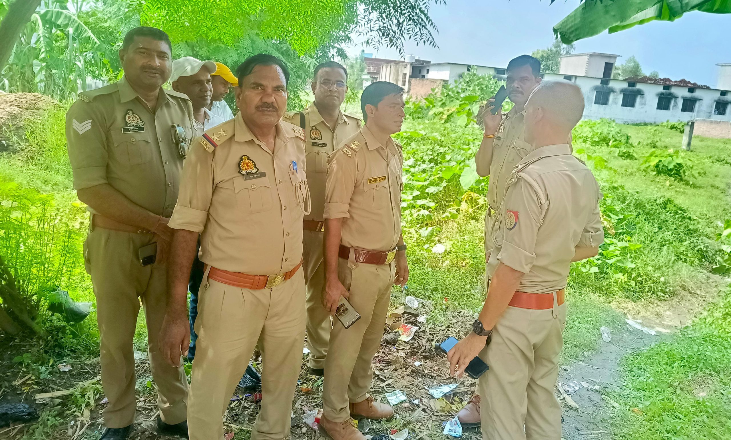 Maharajganj News: पनियरा में पोखरे किनारे मिला नवजात शिशु का शव, इलाके में हड़कंप, जांच में जुटी पुलिस