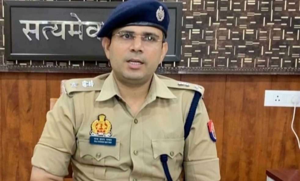 Gorakhpur News: गोरखपुर एसएसपी में तीन थानाध्यक्षों का कार्यक्षेत्र बदला, जानिए किसे कहां भेजा गया