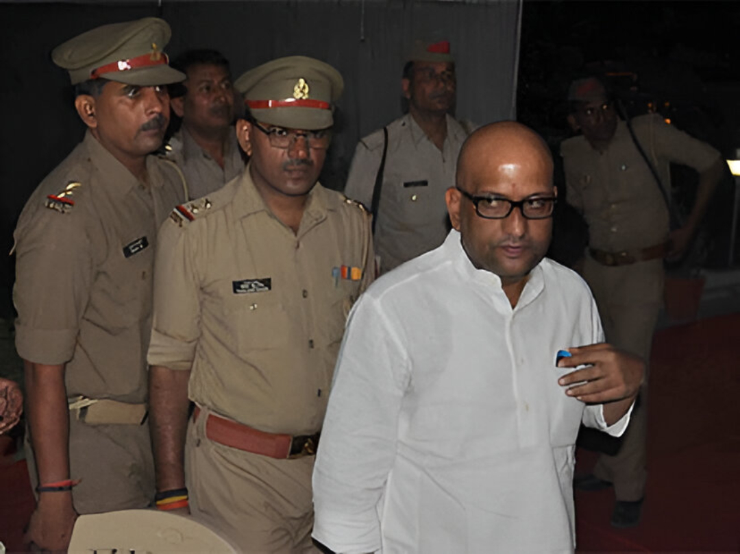 PM Modi के वाराणसी दौरे से पहले कांग्रेस प्रदेश अध्यक्ष अजय राय लखनऊ में नजरबंद