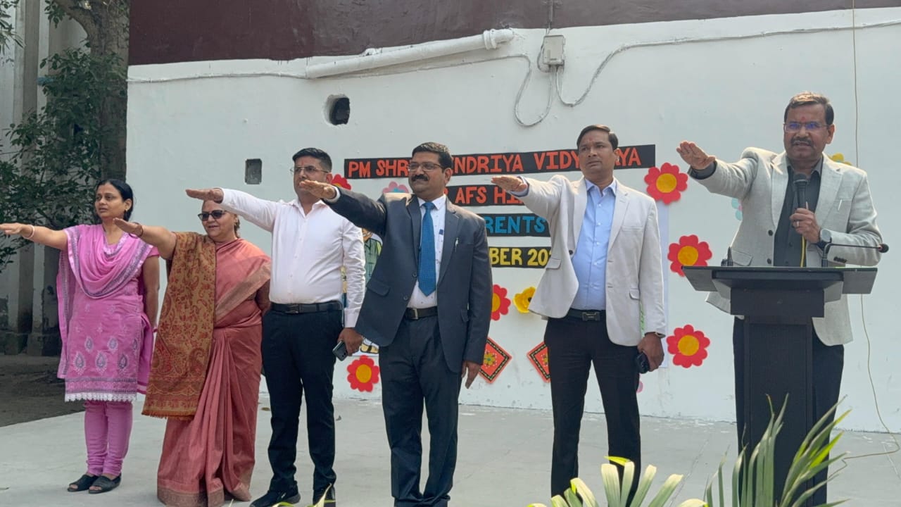 बाल दिवस पर केन्द्रीय विद्यालय में सड़क सुरक्षा की अनोखी कक्षा- बच्चों ने सीखी सुरक्षित सफर की सबसे ज़रूरी सीख