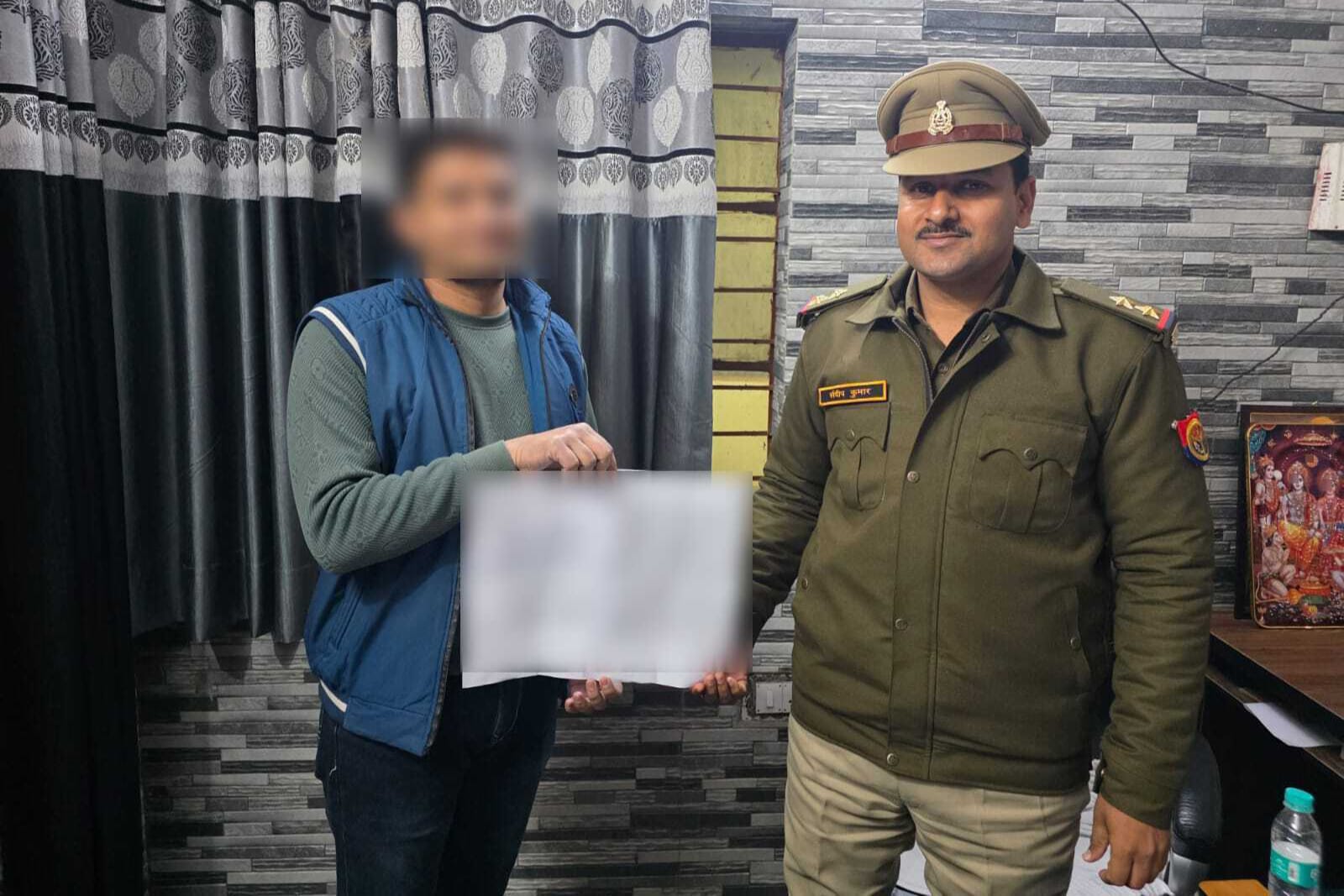बुलंदशहर पुलिस की तत्परता से ऑनलाइन ठगी के लाखों रुपये पीड़ित को मिले वापस, साइबर हेल्प डेस्क बनी संजीवनी