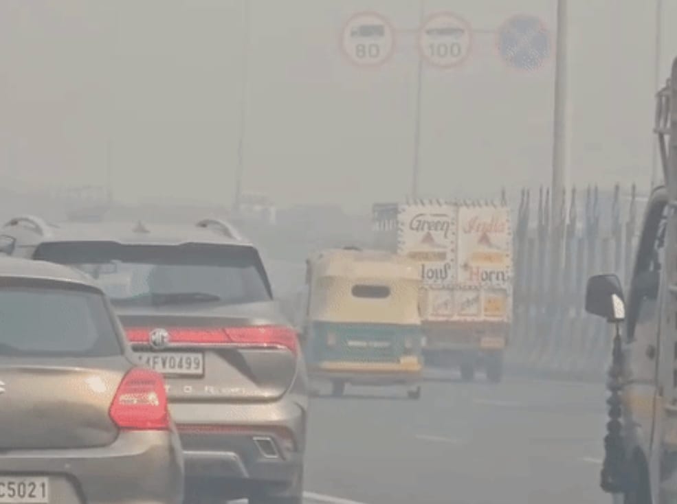 AQI Alert: दिल्ली-एनसीआर में सांस लेना मुश्किल, गाजियाबाद की हवा सबसे जहरीली, लोनी-वसुंधरा 400 पार