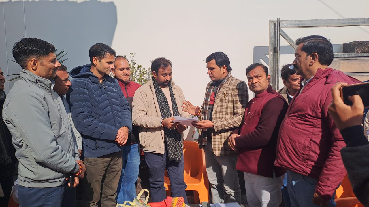 पत्रकारों की मान्यता और सुरक्षा पर बुलंदशहर में उठी एकजुट आवाज़, सांसद को सौंपा गया सात सूत्रीय ज्ञापन