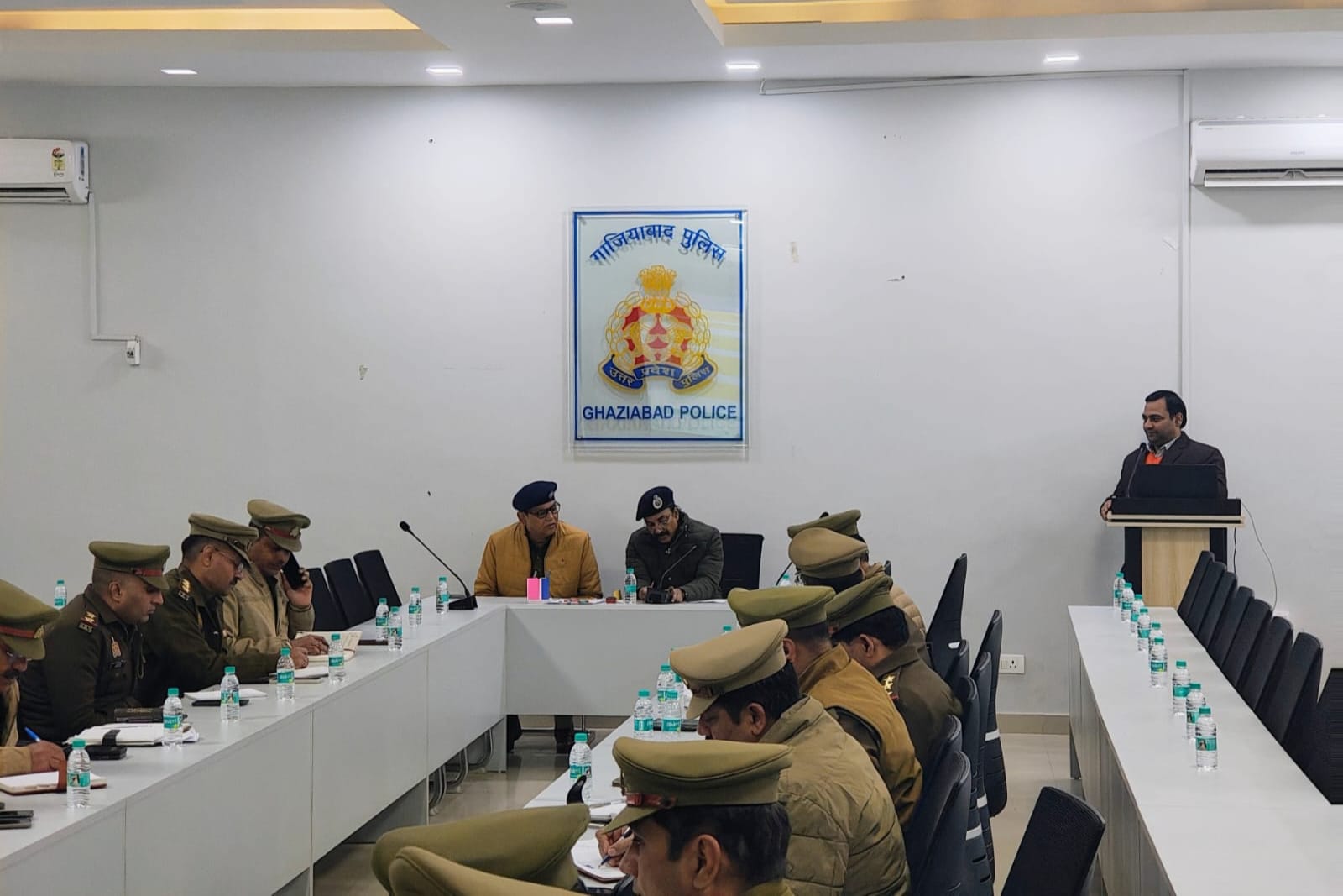 गोल्डन ऑवर में इलाज से बचेगी जान, कैशलेस ट्रीटमेंट योजना पर गाजियाबाद में गोष्ठी का आयोजन