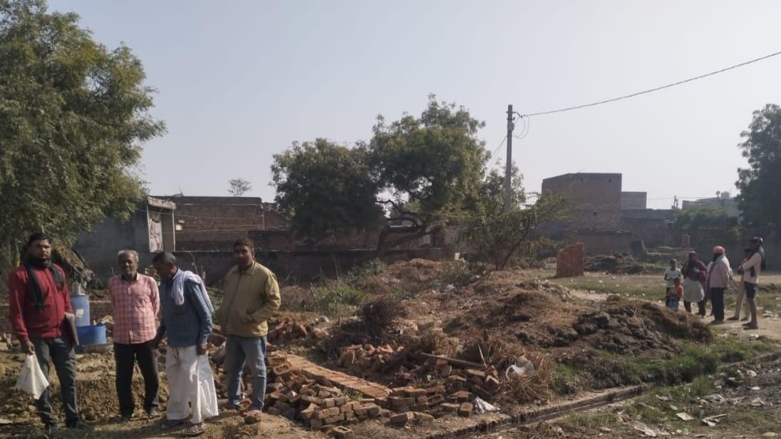 Bulandshahr News: हजरतपुर में तहसील प्रशासन की सख्त कार्रवाई, अवैध कब्जे पर चला बुलडोजर, जानिए पूरा मामला