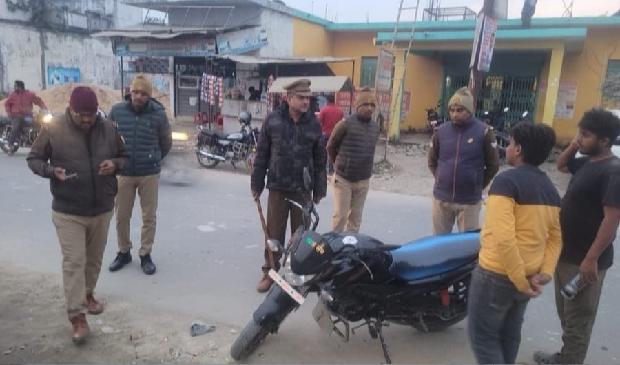 तरयासुजान में पुलिस अलर्ट मोड पर, त्योहारों के मद्देनजर चला सघन चेकिंग अभियान, नियम तोड़ने वालों पर कार्रवाई