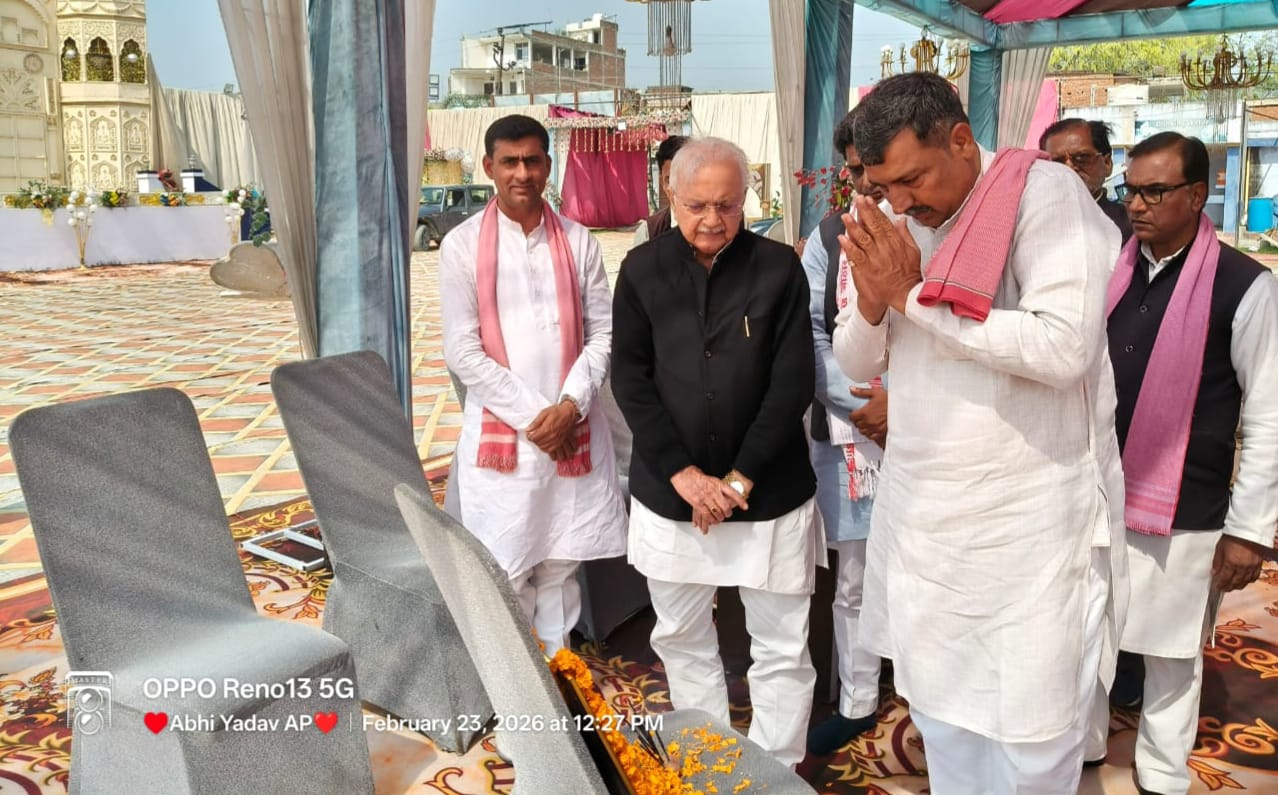 तमकुहीराज में समाजवादी पार्टी की मासिक बैठक, भाजपा पर साधा निशाना, संगठन विस्तार और आंदोलन की रणनीति तय