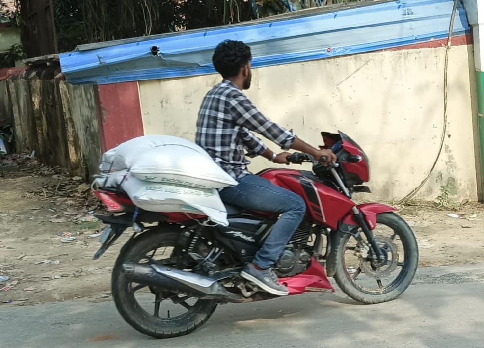 बिना फिंगर अपडेट और रसीद के बांटा गया बीज, किसान बोले- सब्सिडी खतरे में, जांच की मांग तेज